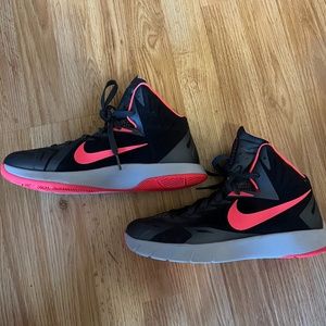Nike Women's Basketball Shoes size 10